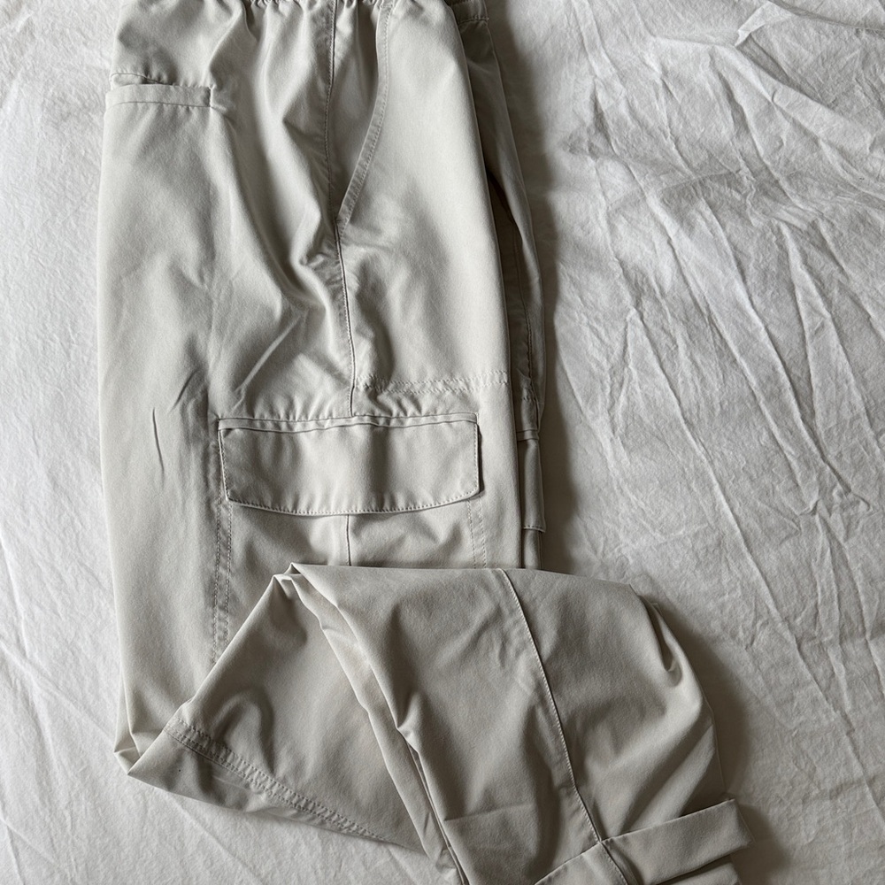 Banana Republic Light Tan/Grey Cargo Pants
